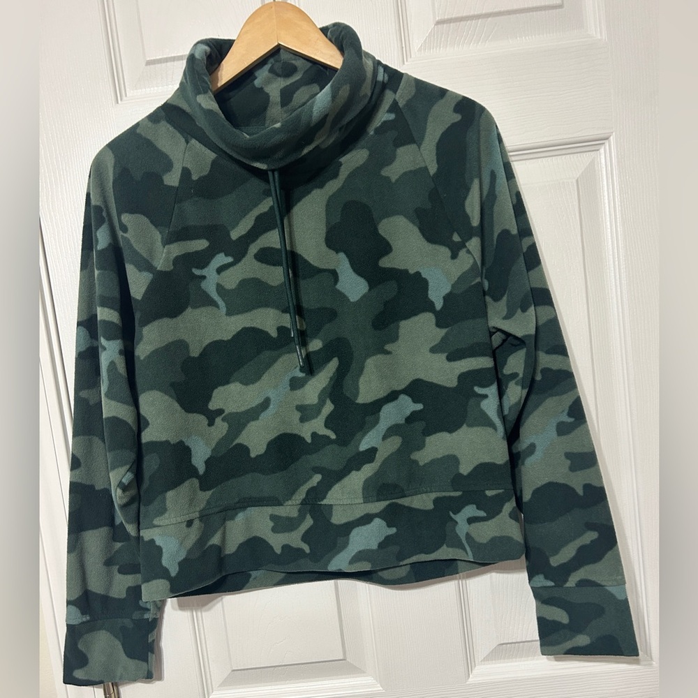 Old Navy Green Camouflage Cowl Neck Pullover Hoodie